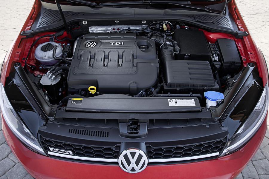  Volkswagen Golf Alltrack 2014 года  (фото 24 из 30)